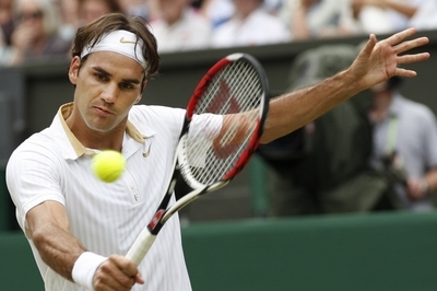 Roger Federer porazil Söderlinga i na Wimbledonu.