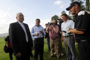 Hři&scaron;tě společně s Čejkou otev&iacute;ral i prezident ČR V&aacute;clav Klaus (vlevo).