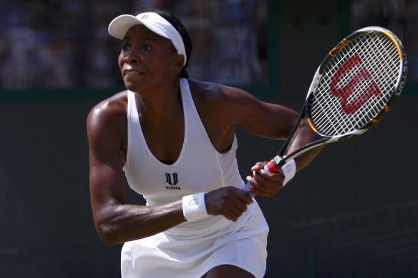 Venus Williamsová postoupila do semifinále Wimbledonu.