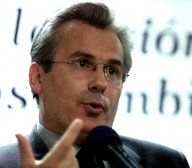 Španělský soudce Garzón se pustil do Pinocheta i Berlusconiho.