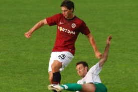 Záložník Kamil Vacek v utkání proti Olympii Lublaň.