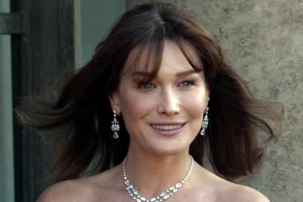Carla Bruniová.