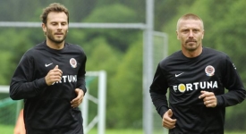 Patrik Berger (vlevo) a Tomáš Řepka na tréninku Sparty.