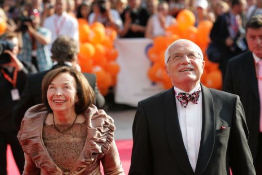 Na červeném koberci se prošli i čeští politici.