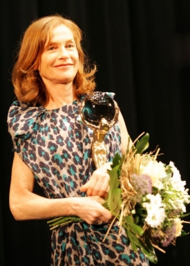 Isabelle Huppertová dostala Křišťálový globus.