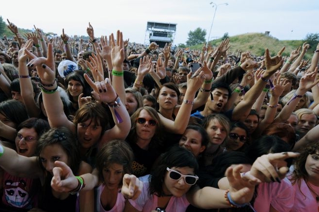 Rekordní účast na festivalu: přijelo přes 25 tisíc lidí. Rekordní účast na festivalu: přijelo přes 25 tisíc lidí.