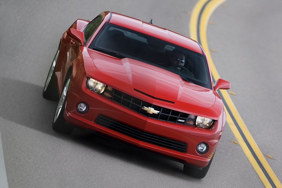 Silnější Camaro SS pohání stejný osmiválec jako Corvette.