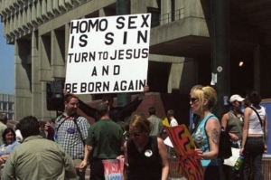 Odpůrci homosexuálních sňatků plánují referendum.