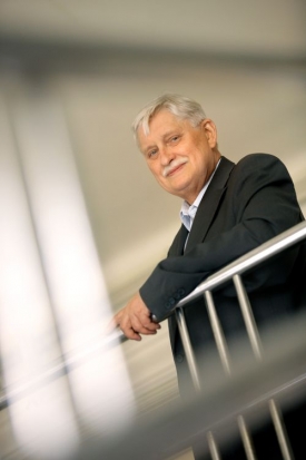 Strana Libertas.cz žaluje Dienstbiera téměř o 400 tisíc.