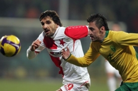Matej Krajčík bude znovu oblékat dres pražské Slavie.