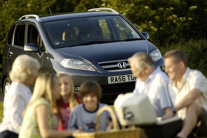 Honda FR-V se prodávala od roku 2004. Letos končí.