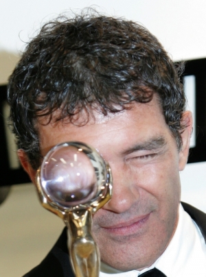 Banderas a další trofej do sbírky.