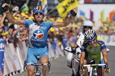 Pierrick Fedrigo vyhrál devátou etapu Tour de France. Pierrick Fedrigo vyhrál devátou etapu Tour de France.