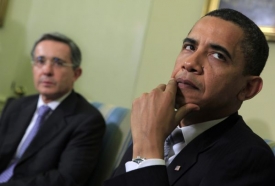 Prezident Obama rozhodl kauzu zajatých válečníků prošetřit.