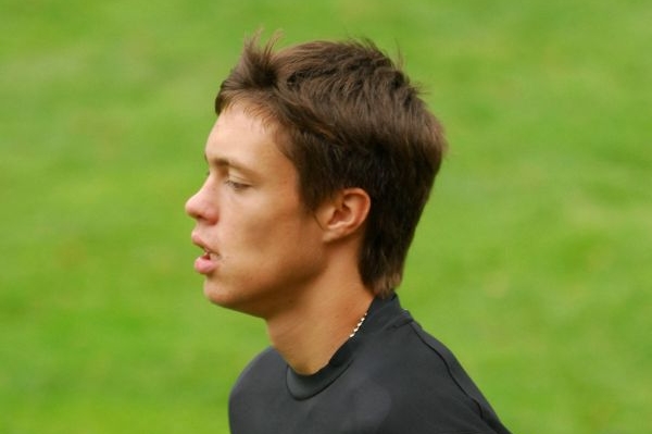 Sedmnáctiletý Václav Kadlec. Asi nejlepší letenský útočník.