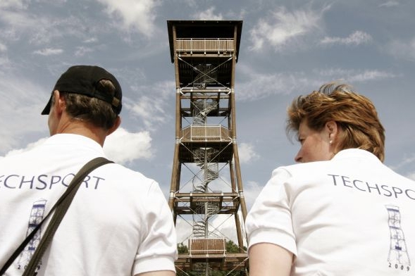 Novou turistickou atrakcí Boleradic na Břeclavsku se stala rozhledna. Novou turistickou atrakcí Boleradic na Břeclavsku se stala rozhledna.