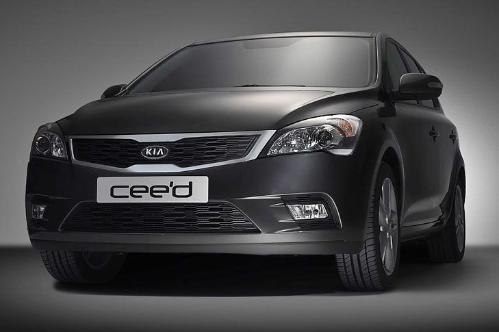 Kia Cee'd přijde na podzim s novou maskou.