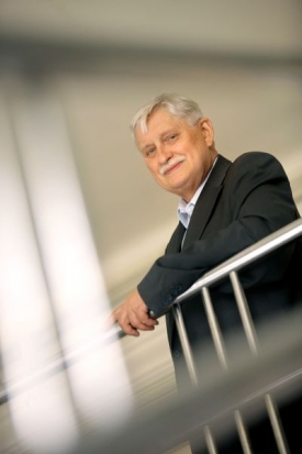 Jiřího Dienstbiera Apollo zajímalo především z politického hlediska.