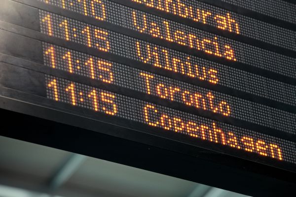 Let v 11.15 byl prvním, kdy lidé už museli mít vyřízená víza.