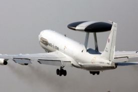 Čínský agent špehoval 30 v Boeingu 30 let.