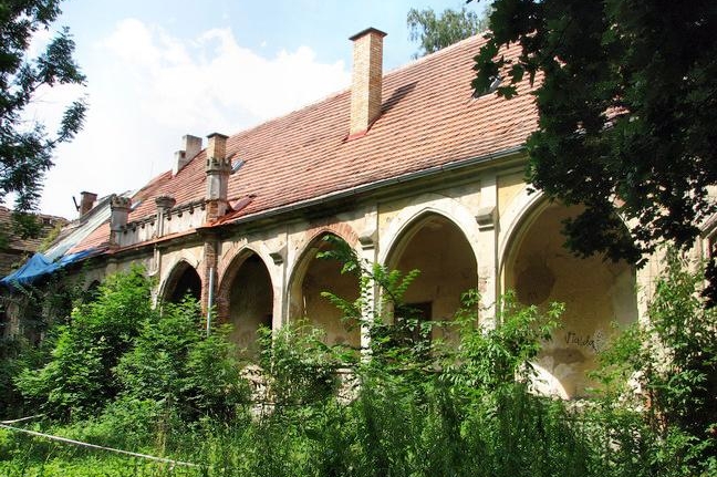 Novogotická arkáda