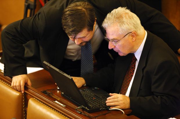 Poslanci dostanou nové notebooky za 6,5 milionu korun.