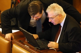 Poslanci dostanou nové notebooky za 6,5 milionu korun.
