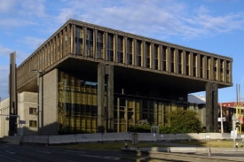 Budova b&yacute;val&eacute;ho Feder&aacute;ln&iacute;ho shrom&aacute;žděn&iacute; otevře sv&eacute; br&aacute;ny 15. srpna.