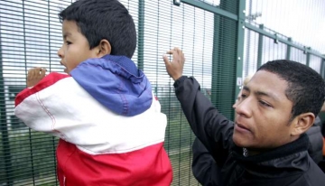 Imigranti v jednom z azylových center u Oostende.