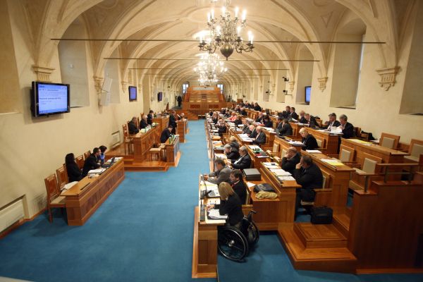 Senátor Richard Svoboda odmítá koncesionářské poplatky Senátor Richard Svoboda odmítá koncesionářské poplatky