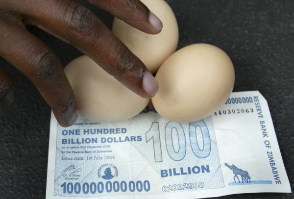 Miliardy za tři vajíčka. Důsledky astronomické inflace v Zimbabwe.