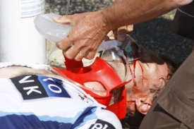 Německý cyklista Voigt po pádu v 16. etapě Tour de France. Německý cyklista Voigt po pádu v 16. etapě Tour de France.