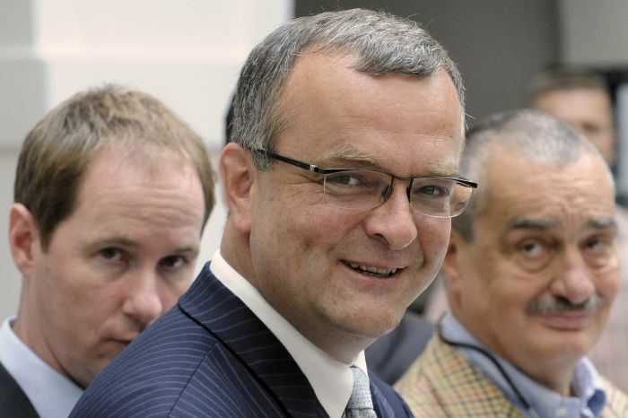 Strana Miroslava Kalouska a Karla Schwarzenberga má senátorský klub.