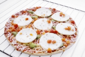 Výrobce pizzy FrostFood měl po 7 letech ztrát zisk 38 milionů korun.