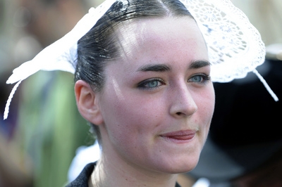 Členka souboru Cercle Celtique &quot;An Drouz Vor&quot;.