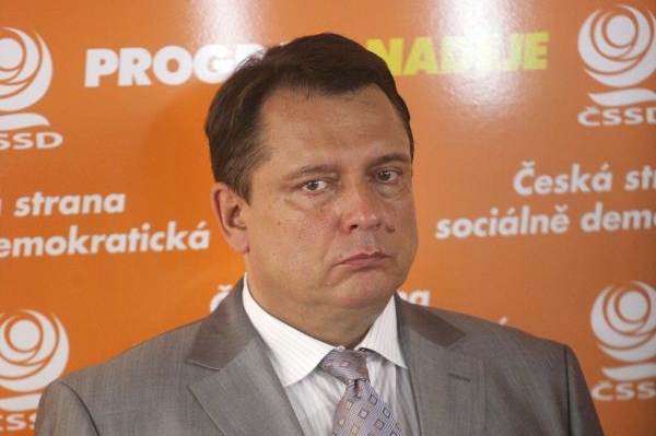 Oficiálně Jiří Paroubek vítá jakoukoli iniciativu vedoucí ke zlepšení.