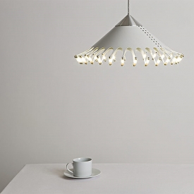 Lust Shade od amerického designéra Christophera Mouldera.
