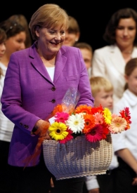 Sociální politika Angely Merkelové se těší velké oblibě.