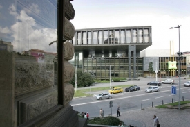 Obě budovy propojí tunel, čímž vznikne jedna velká expozice.