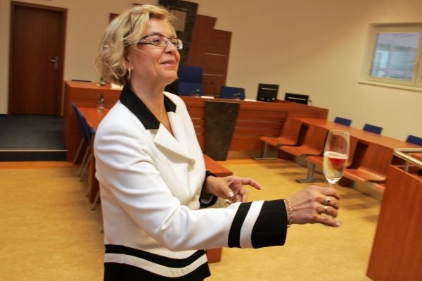 Ministryně Kovářová se soudcem do řídicí funkce nepočítá. Ministryně Kovářová se soudcem do řídicí funkce nepočítá.