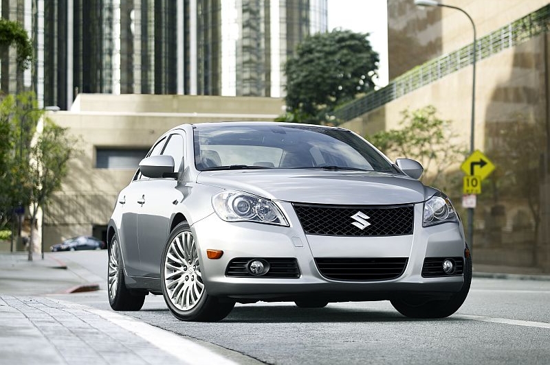 Suzuki Kizashi je prvním modelem značky ve střední třídě.