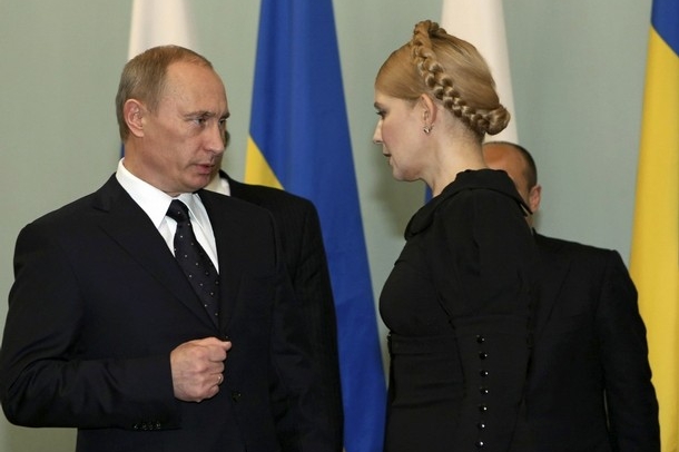 Putin a Tymošenková mnoho témat na příjemnou konverzaci nemají.