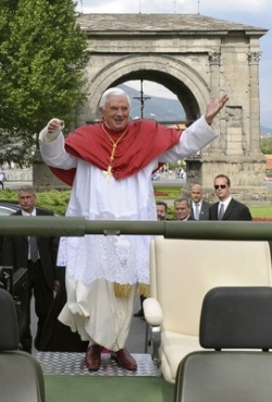 Benedikt XVI. vydá v listopadu album.