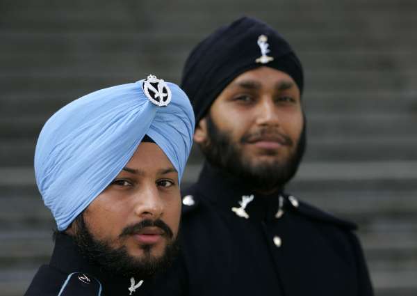 Turbany stráží britské monarchy.