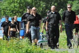 Do Husince v sobotu přijelo 10 příznivců Dělnické strany.