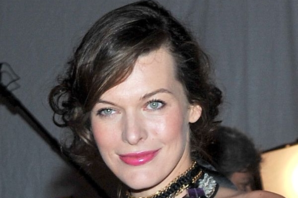 Herečka a modelka Milla Jovovichová.