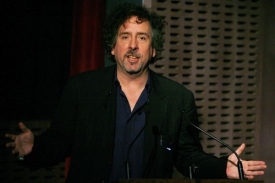 Tim Burton je filmař a umělec, kter&eacute;ho zaj&iacute;m&aacute; tajemno.