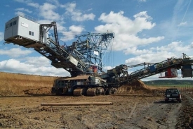 Czech Coal tvrd&iacute;, že transakce ohroz&iacute; z&aacute;kazn&iacute;ky. Jak, neřekla.