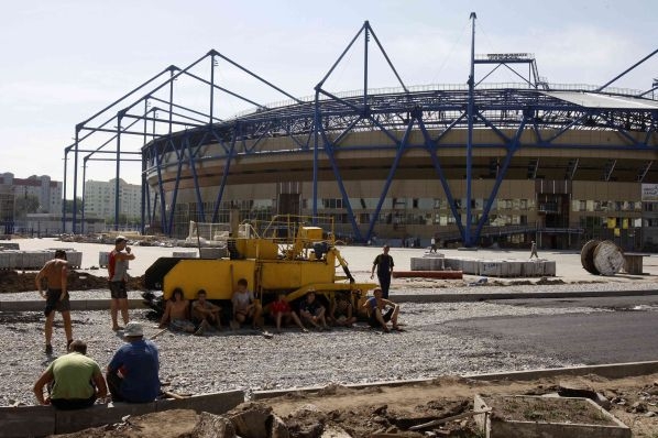 Rozestavěný stadion v ukrajinském Kharkivu.
