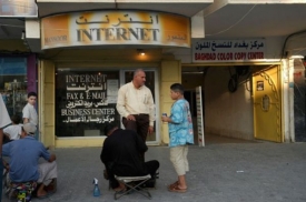 Internetová kavárna v bagdádské čtvrti al-Mansúr.